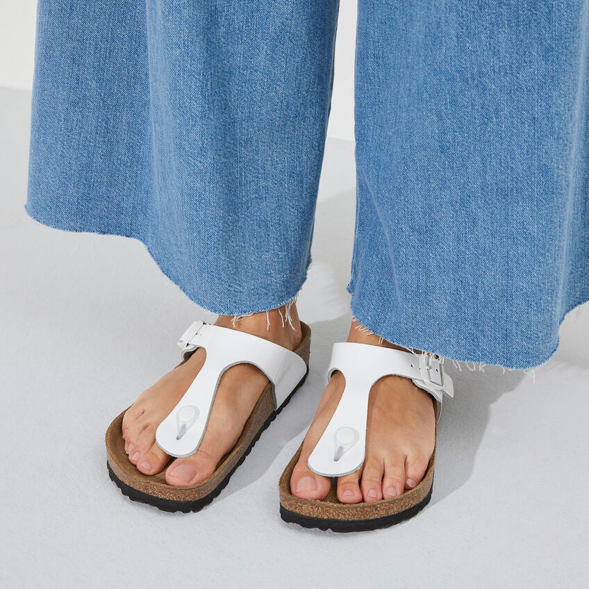 BIRKENSTOCK GIZEH WHITE PATENT LEATHER REGULAR