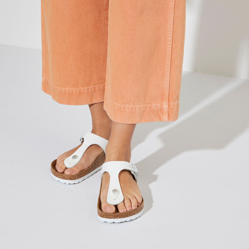 BIRKENSTOCK GIZEH WHITE LEATHER REGULAR