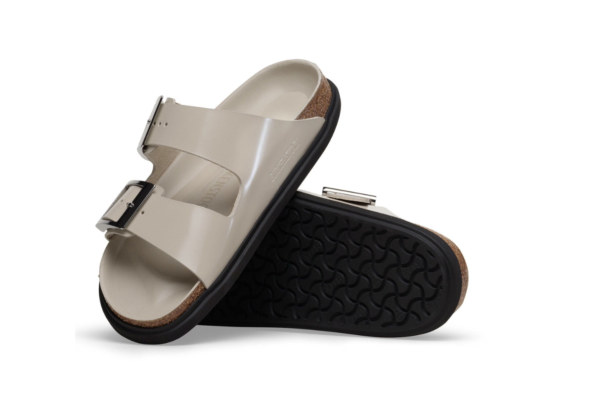 Birkenstock Arizona Droplet Buckle Natural Leather Patent High Shine Oyster