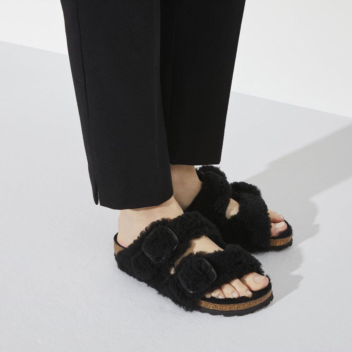 Birkenstock Arizona Big Buckle Teddy Fur Sandals - Black - Narrow