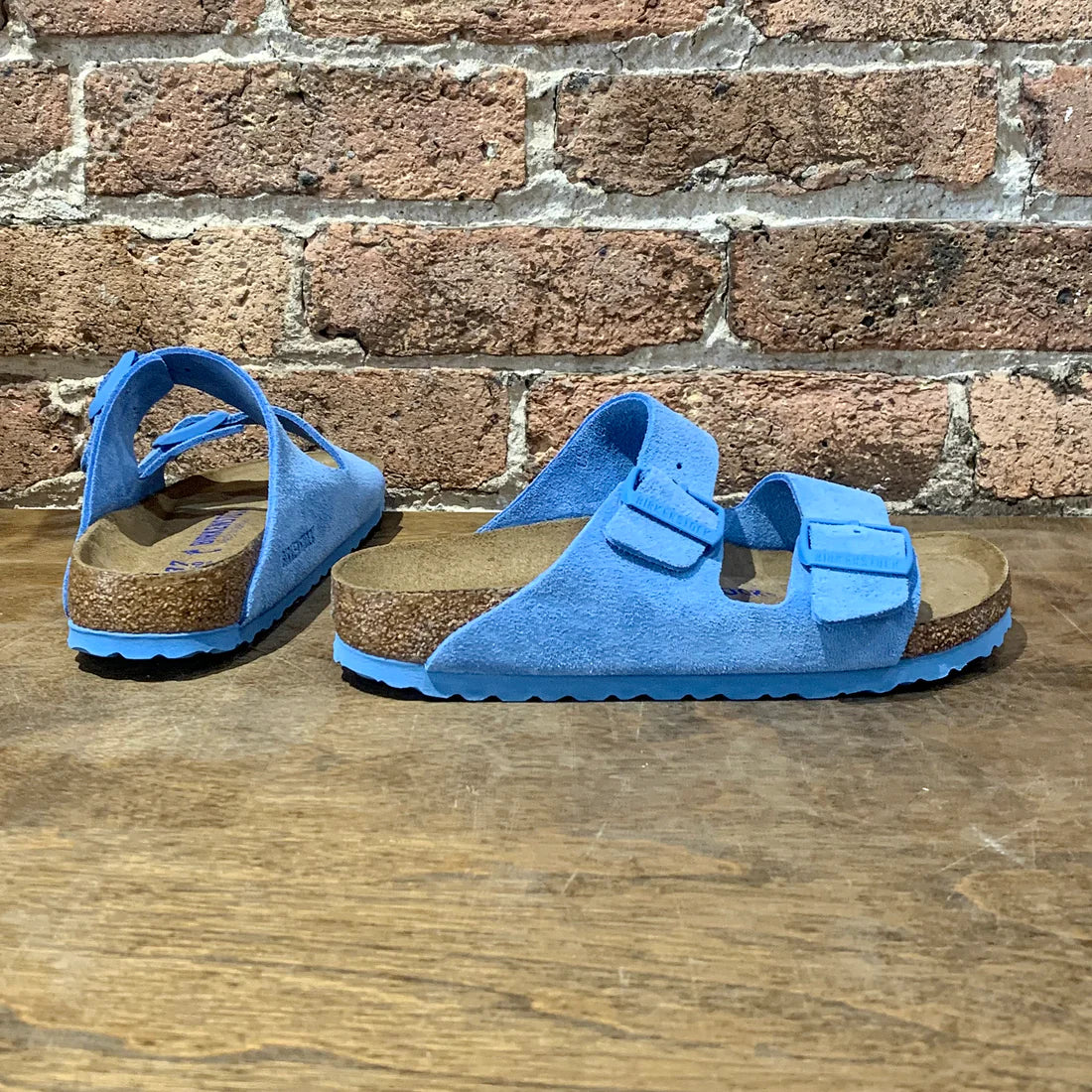 BIRKENSTOCK ARIZONA SKY BLUE BIG BUCKLE REGULAR