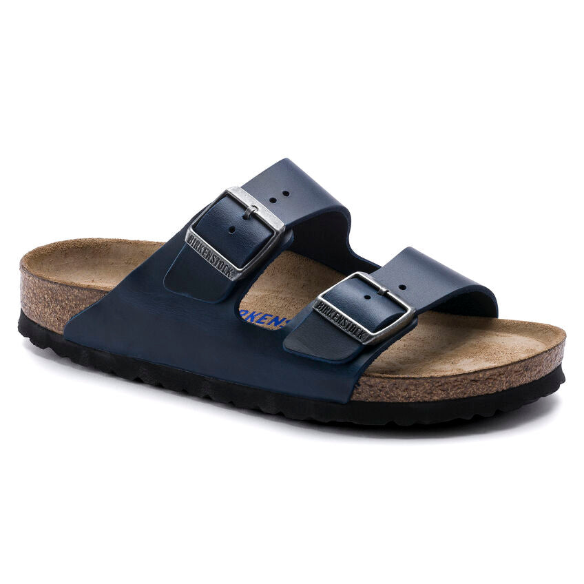 BIRKENSTOCK ARIZONA SOFT FOOTBED BLACK OIL LEATHER REGULAR