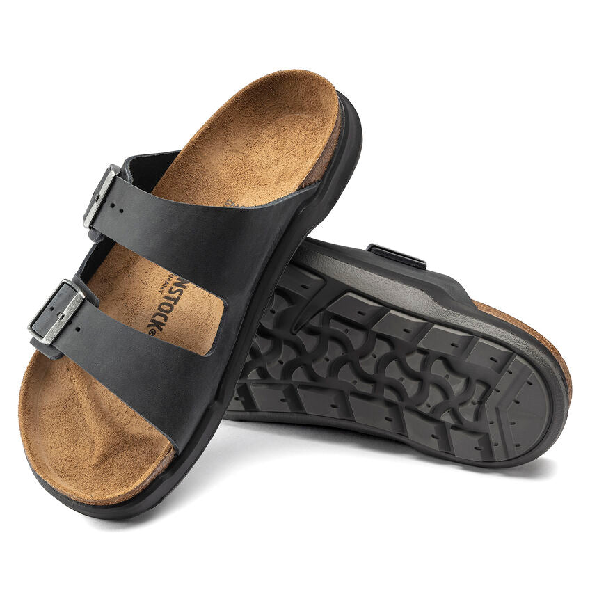 BIRKENSTOCK ARIZONA RUGGED BLACK OIL LEATHER REGULAR