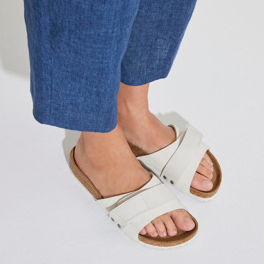 BIRKENSTOCK OITA ANTIQUE WHITE SUEDE NARROW