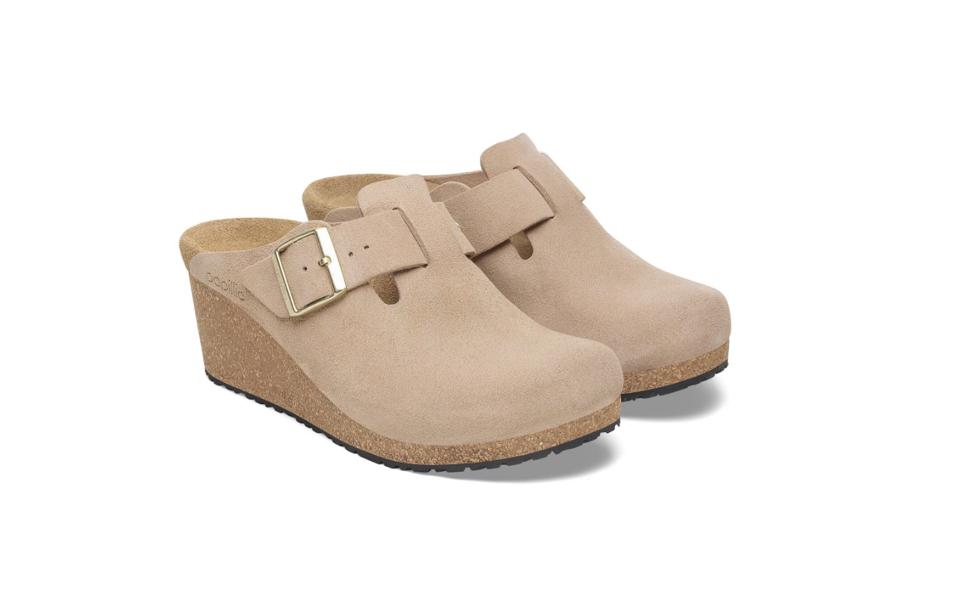 BIRKENSTOCK Fanny Suede Leather Clog Warm Sand