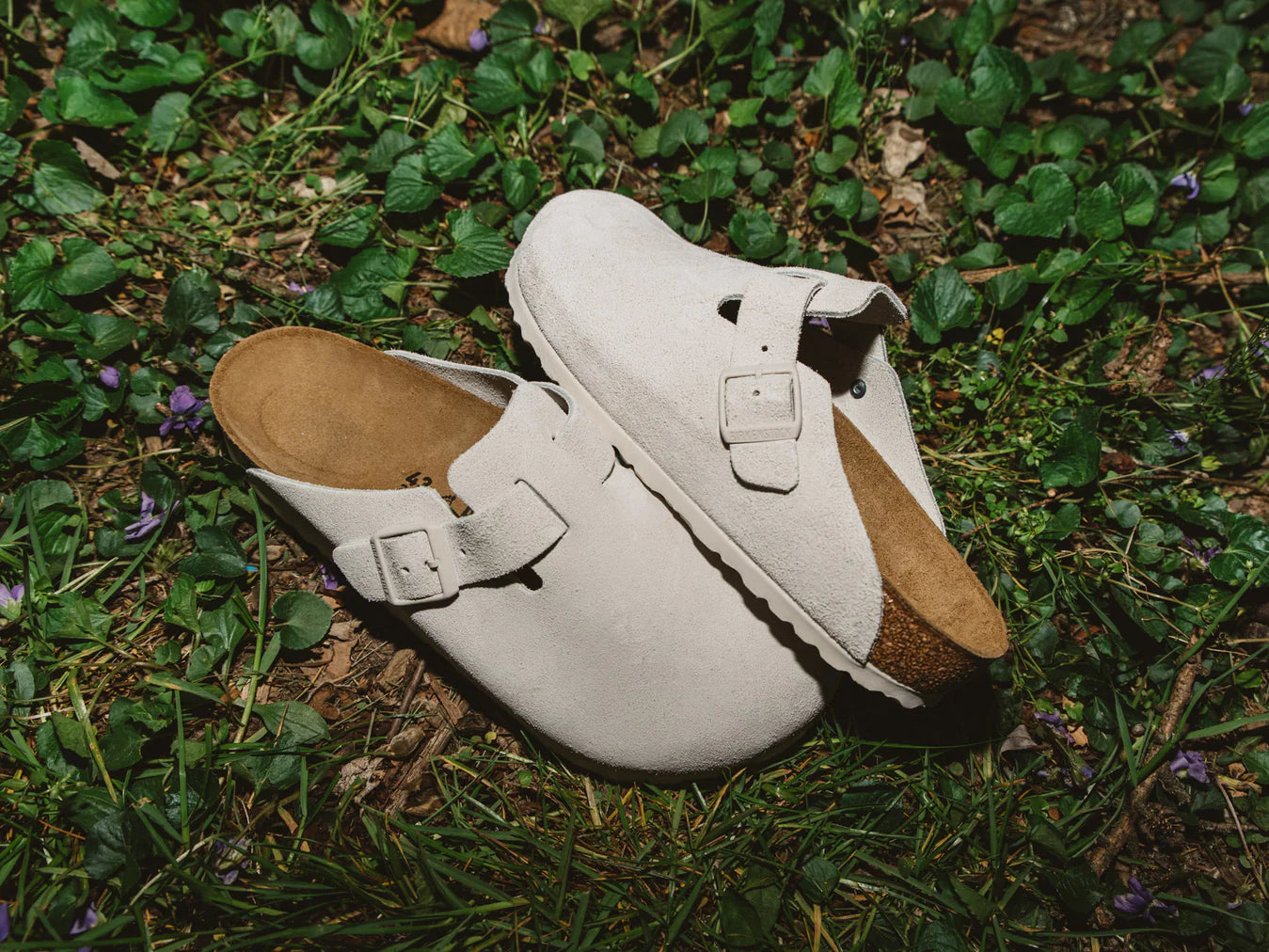 BIRKENSTOCK BOSTON ANTIQUE WHITE SUEDE REGULAR